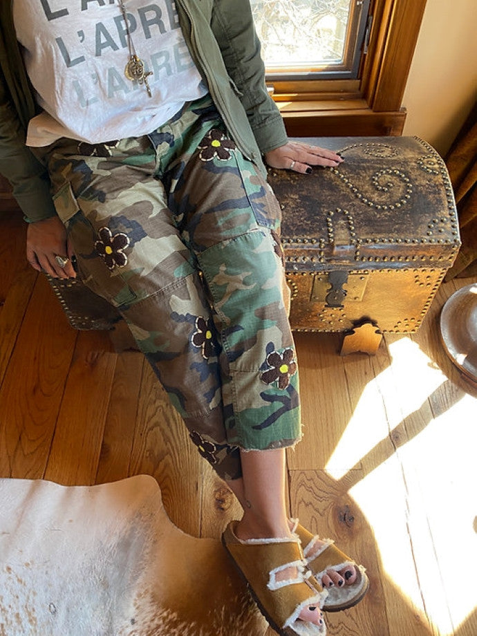 Rank & Sugar Flower Power Camo Pants