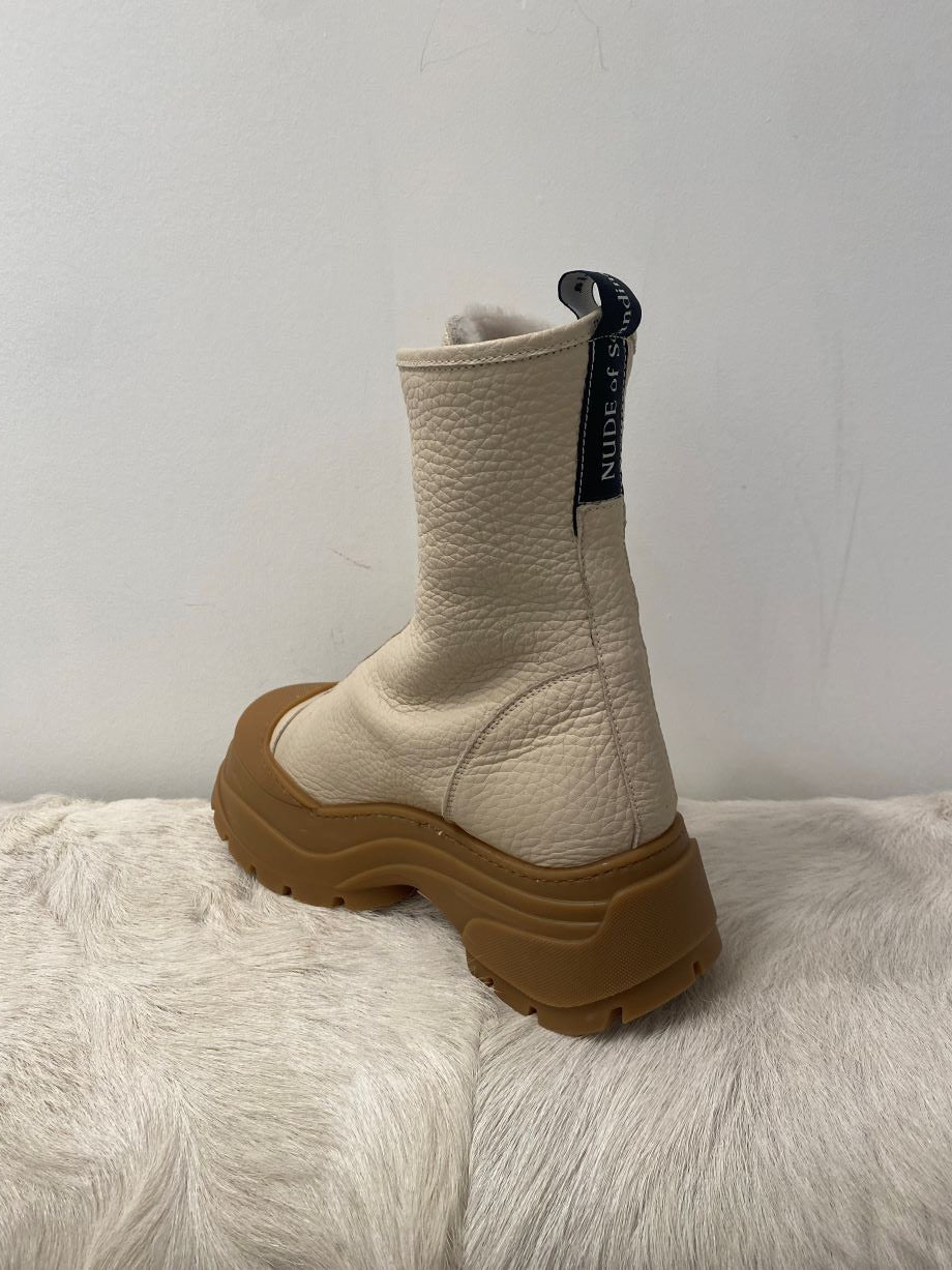 NuDE of Scandinavia Snowdream Boot - Latte