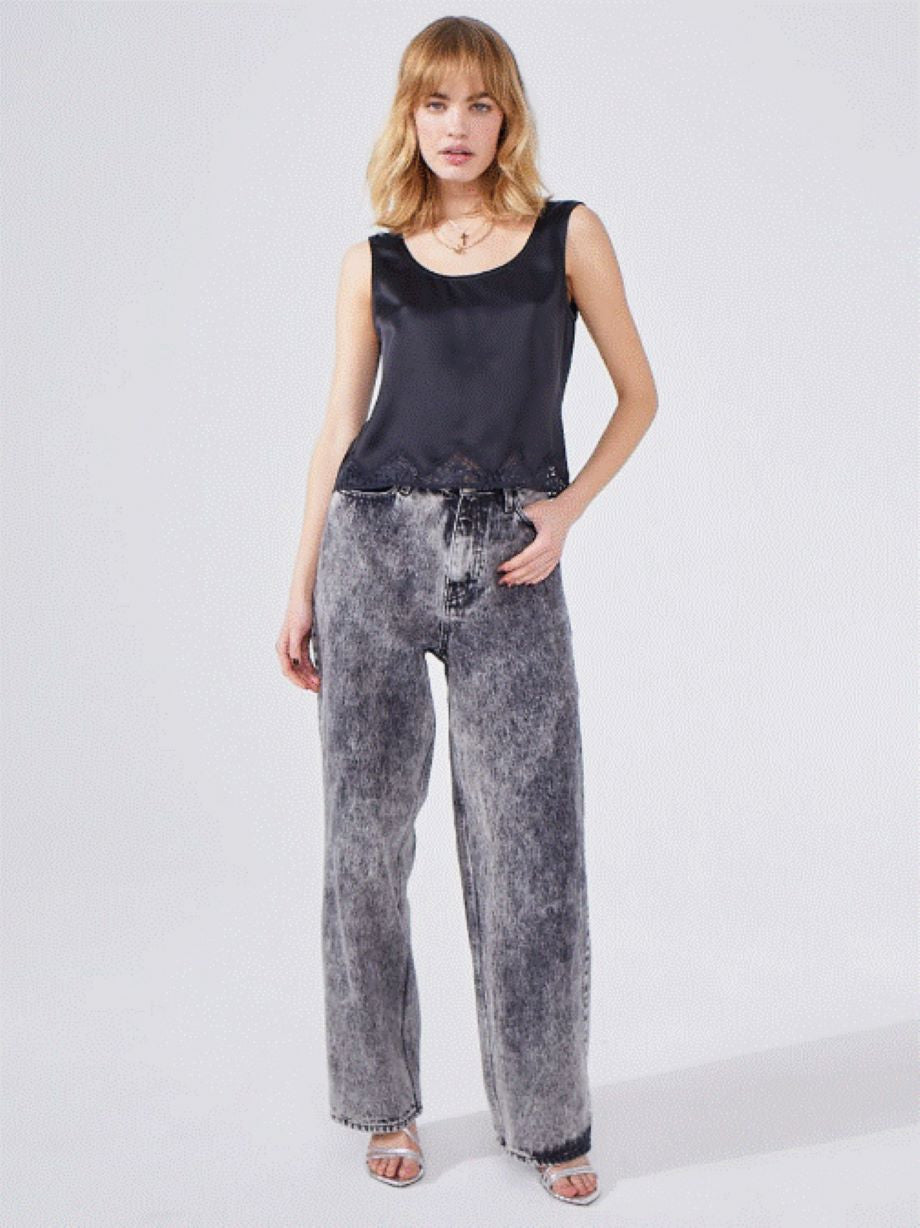 Hayley Menzies Boyfriend Acid Washed Jeans - Grey